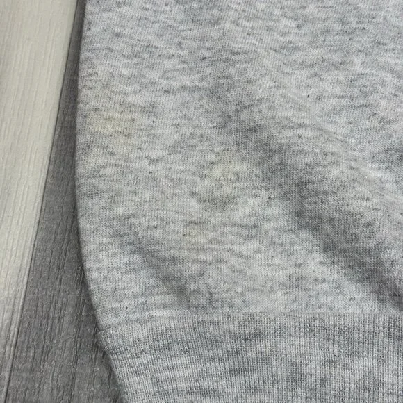 ✅VTG Mickey Minnie Mouse Pluto Goofy Donald Daffy Christmas Sweatshirt M *STAIN - Picture 11 of 13